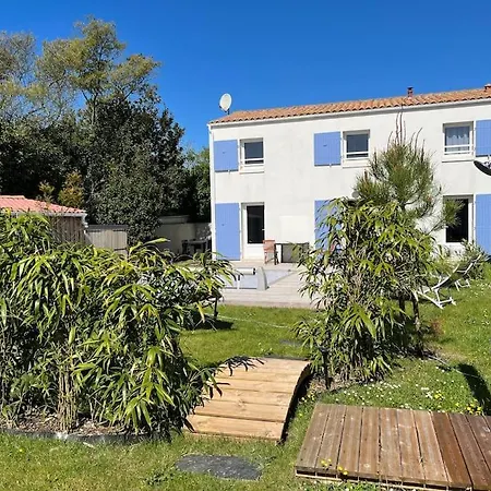 펜션 Maison Oleron Avec Piscine